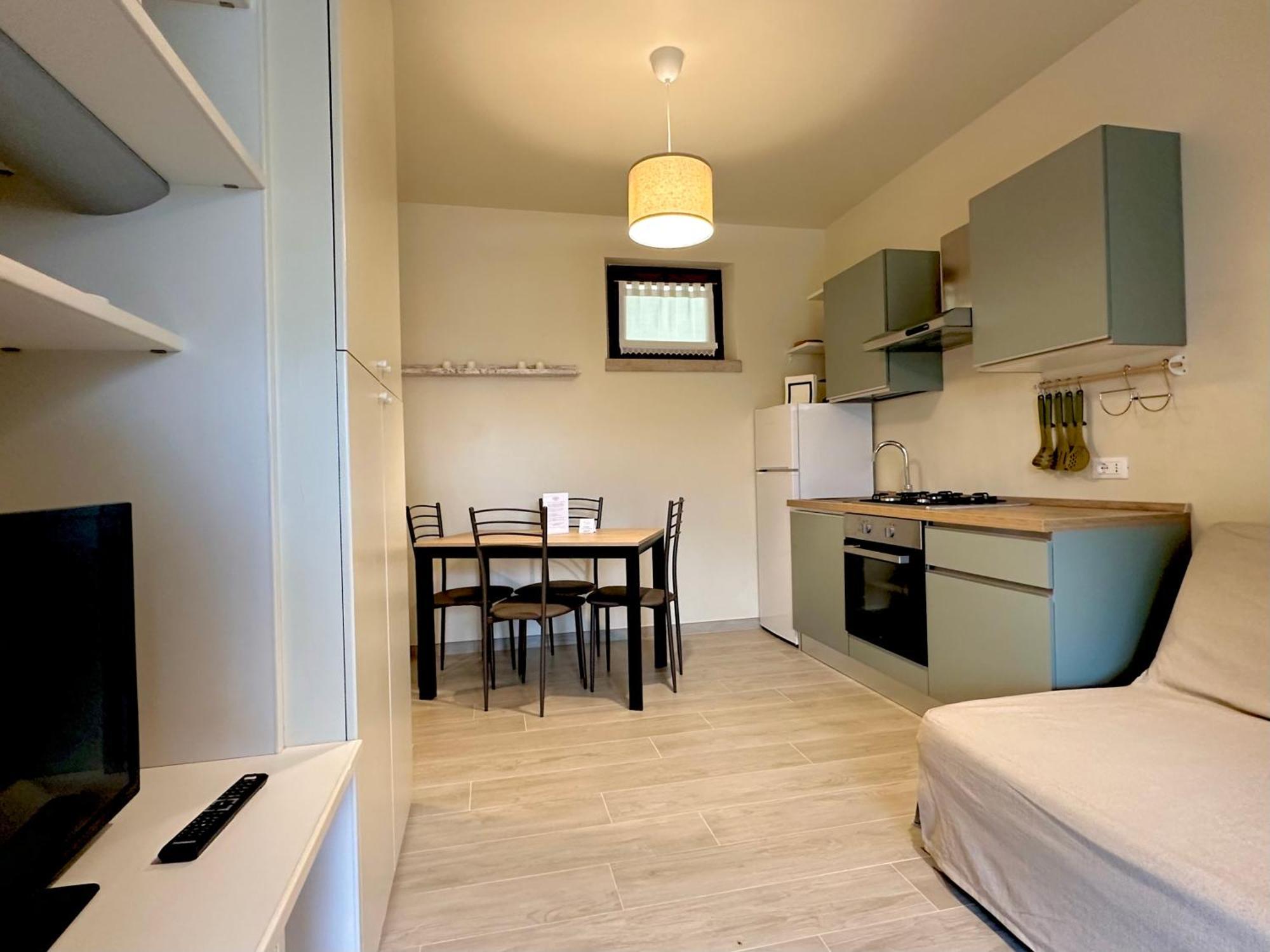 Lauri & Faggi Aparthotel Desenzano del Garda Ngoại thất bức ảnh