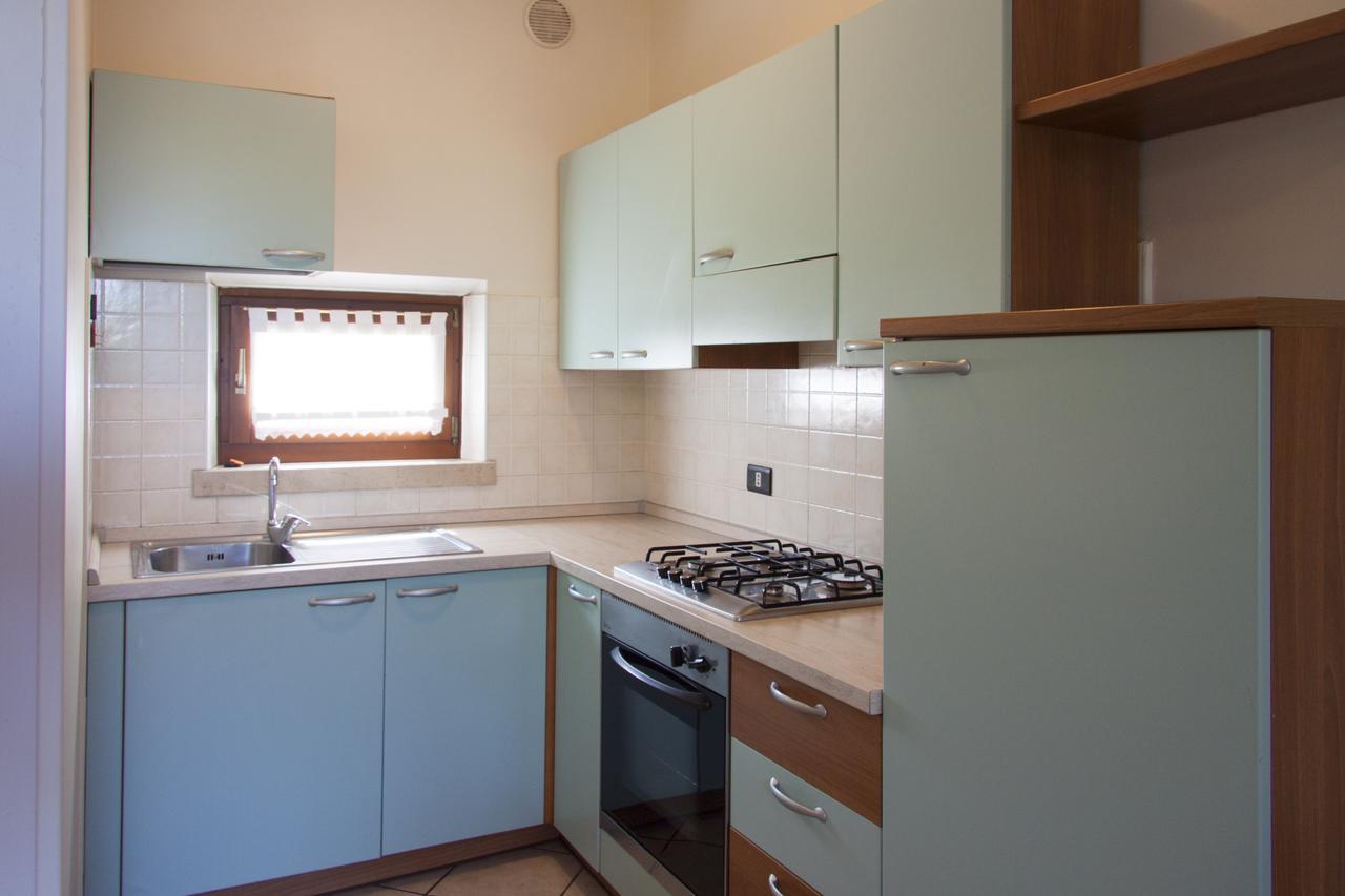 Lauri & Faggi Aparthotel Desenzano del Garda Ngoại thất bức ảnh