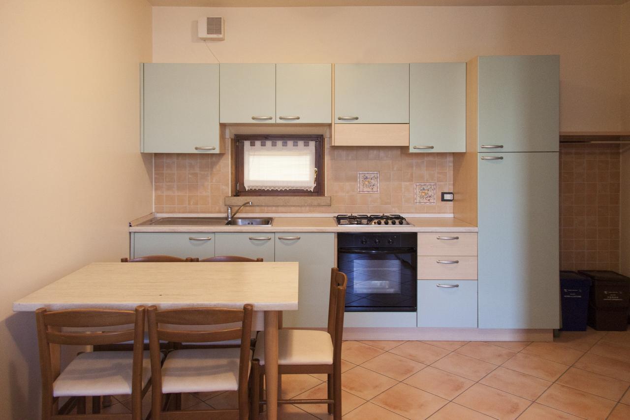 Lauri & Faggi Aparthotel Desenzano del Garda Ngoại thất bức ảnh