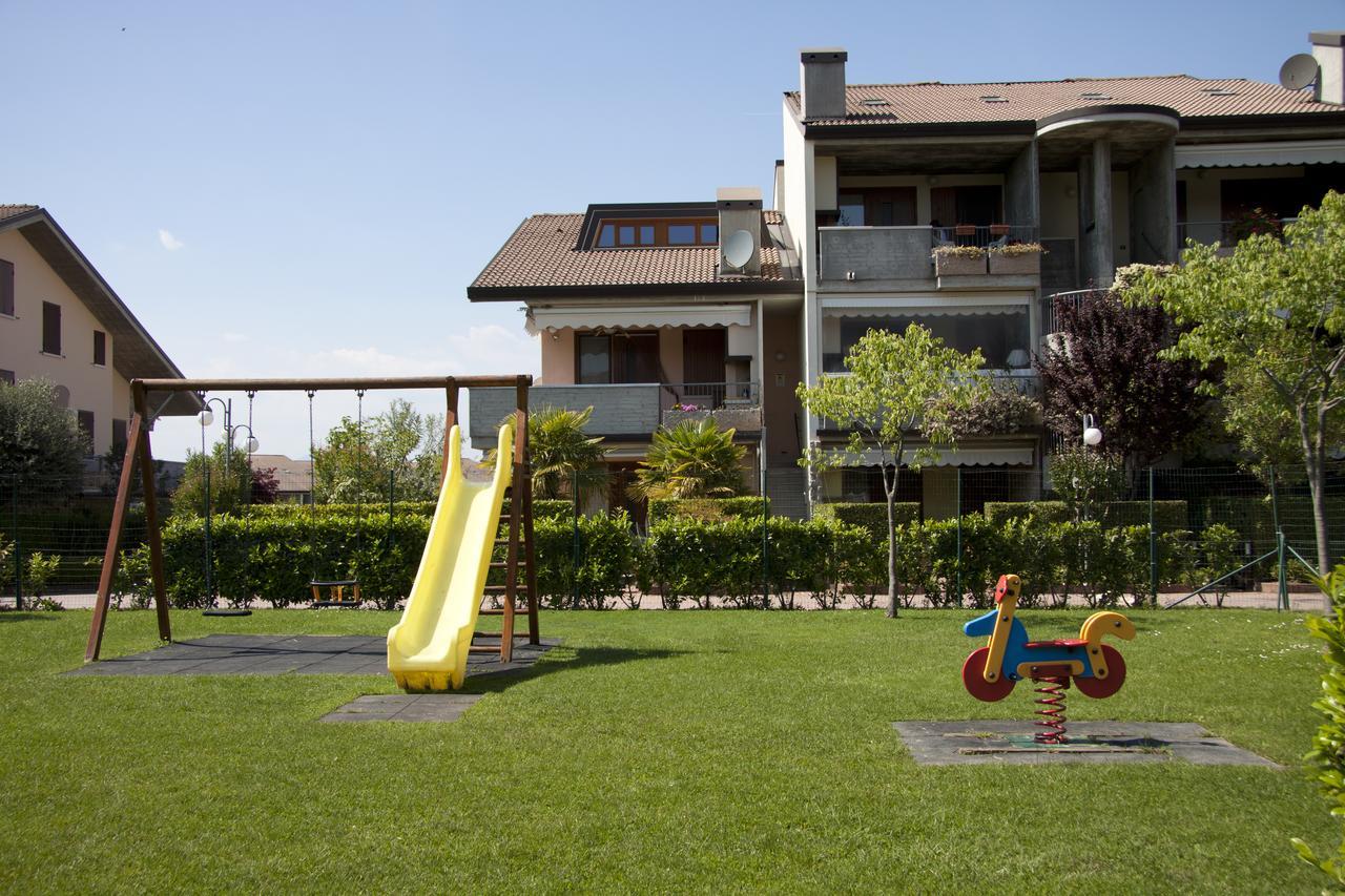 Lauri & Faggi Aparthotel Desenzano del Garda Ngoại thất bức ảnh